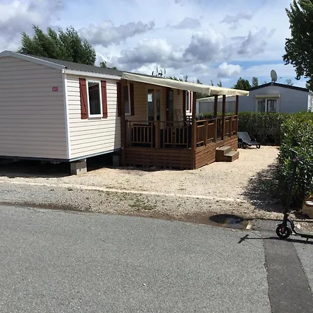 Frejus Tout Confort, Climatisation,Plus Ventilation Toutes Les Chambres, Linge De Lit Et De Toilette , Coffre Fort, Lave Vaisselle Machine A Laver Grande Terrasse Couverte Velos Et Wifi Possible Fréjus